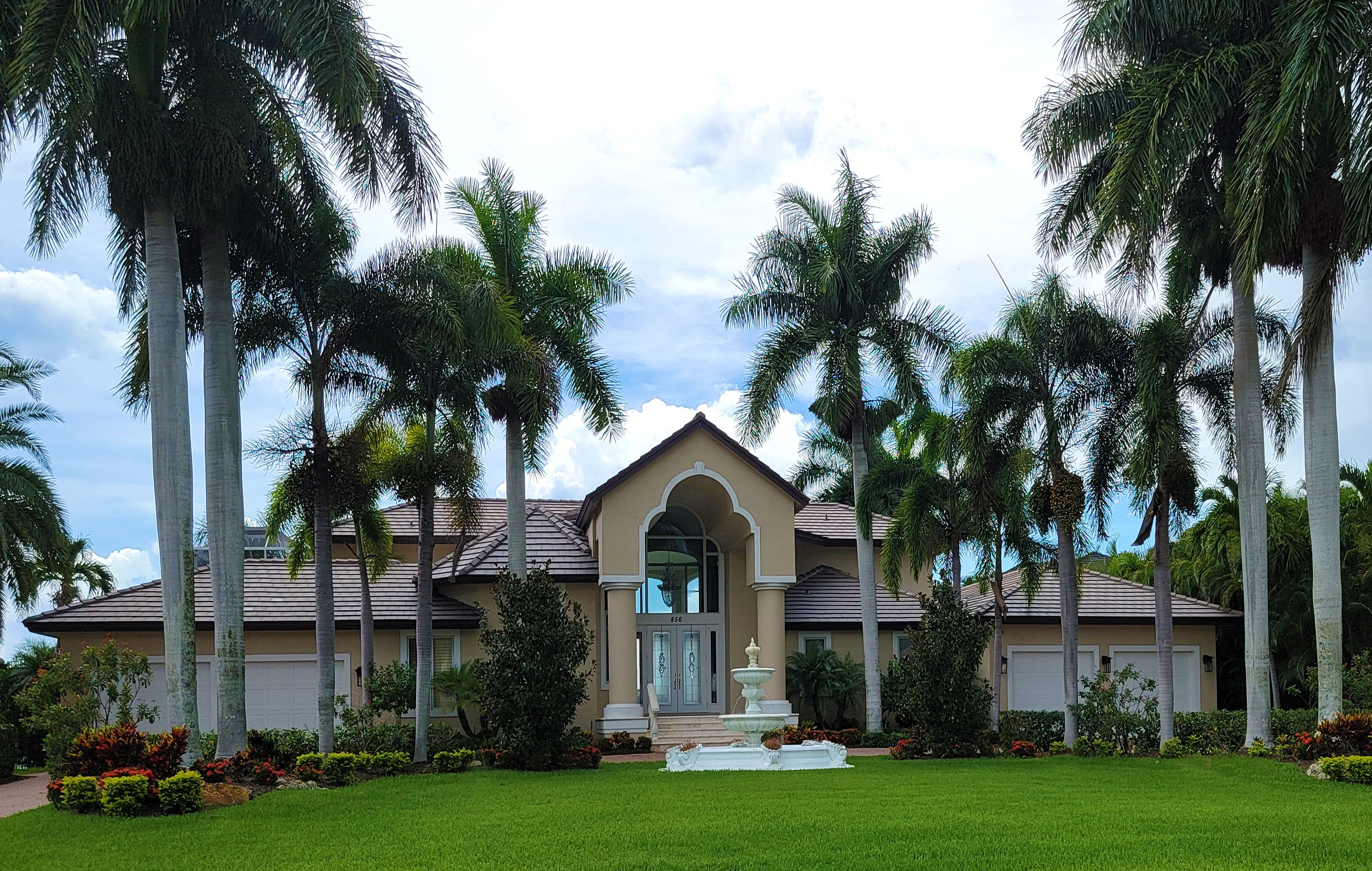 Exterior Painting vs. Alternatives: Which Is Right for Your Home?